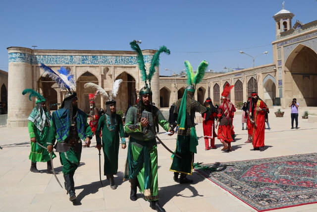آیین‌های محرم در استان فارس: از چک‌چکو استهبان تا سینه‌زنی سنتی لارستانی‌ها