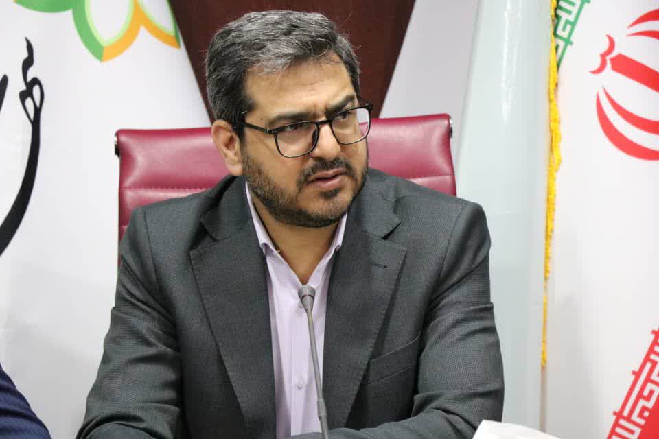 مترو شیراز در خدمت دانش آموزان