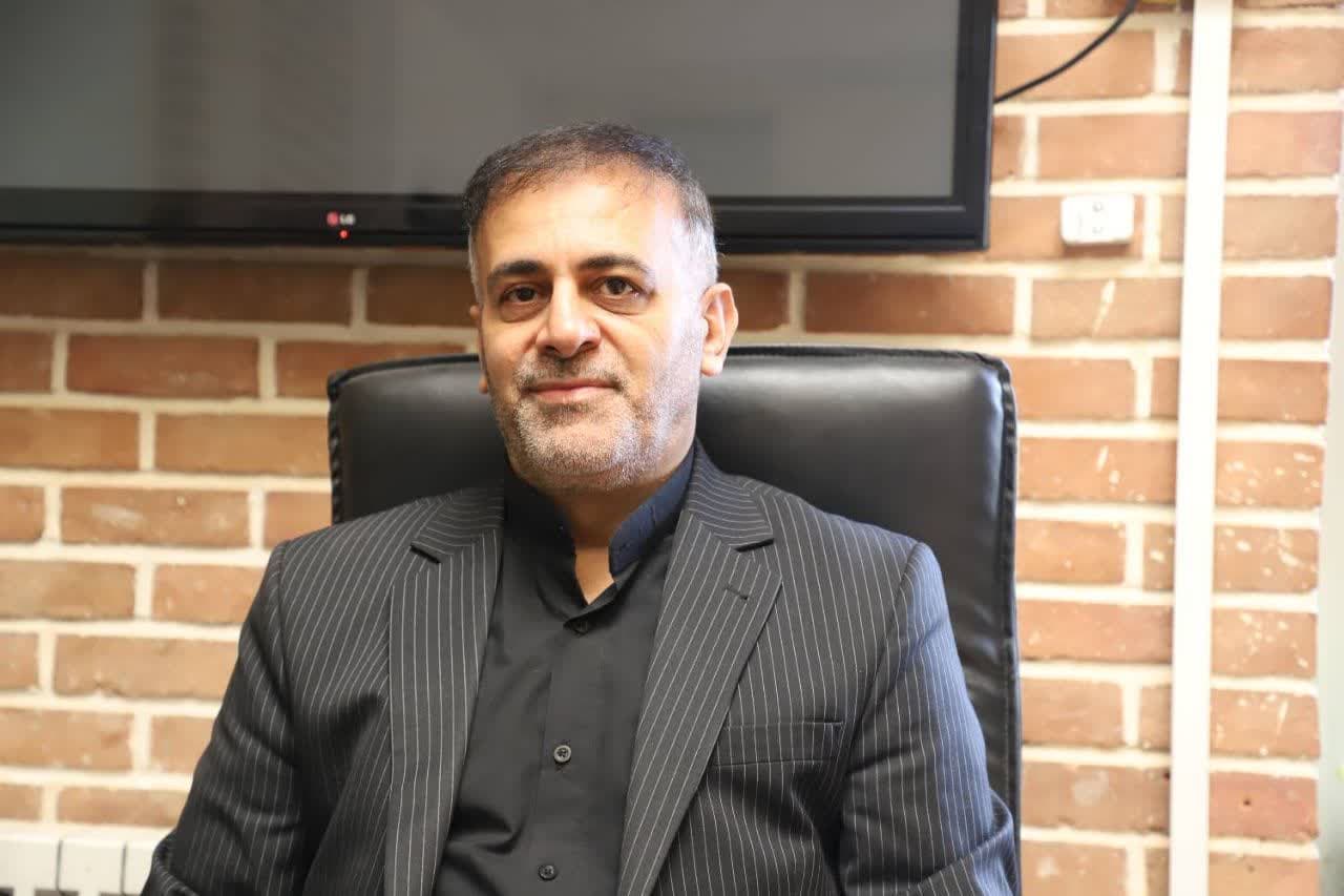 ثبت نام ۸۵ هزار دانش‌آموز در سرویس مدارس شیراز؛ پوشش متحد رانندگان سرویس مدارس شیراز،گامی برای انضباط و هویت شهری
