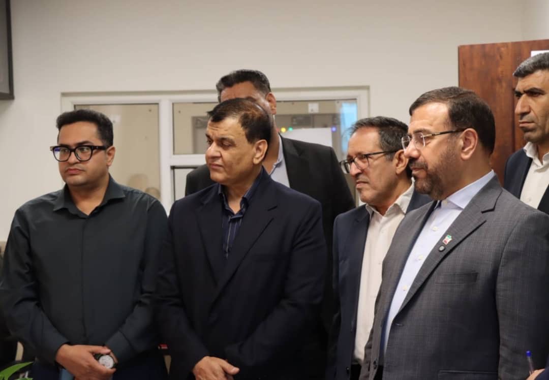 بازدید سرزده استاندار فارس از اداره‌کل تعاون کار و رفاه اجتماعی